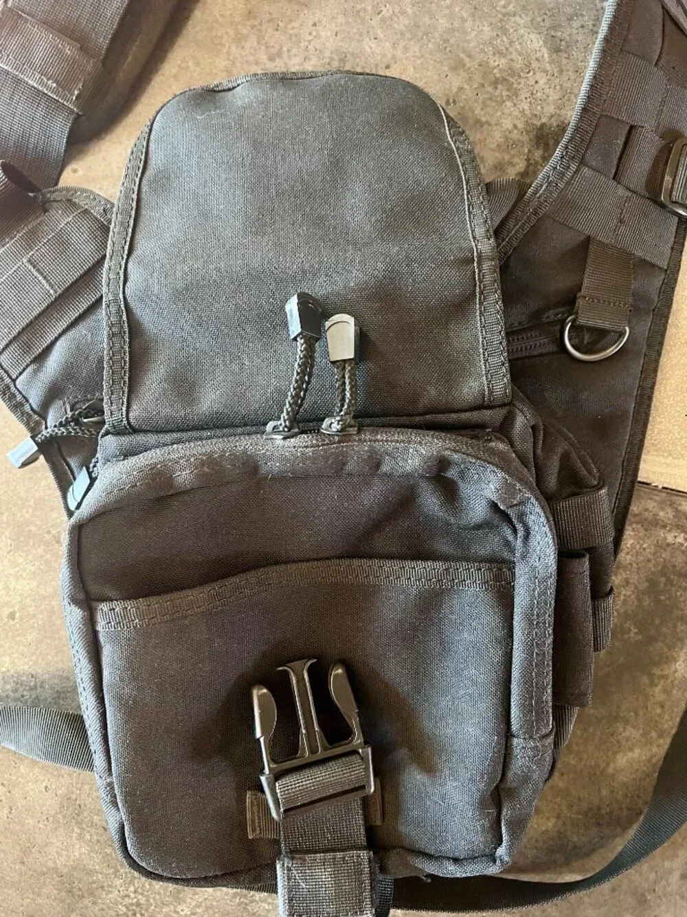 Condor EDC Bag | Black Crossbody Shoulder Sling